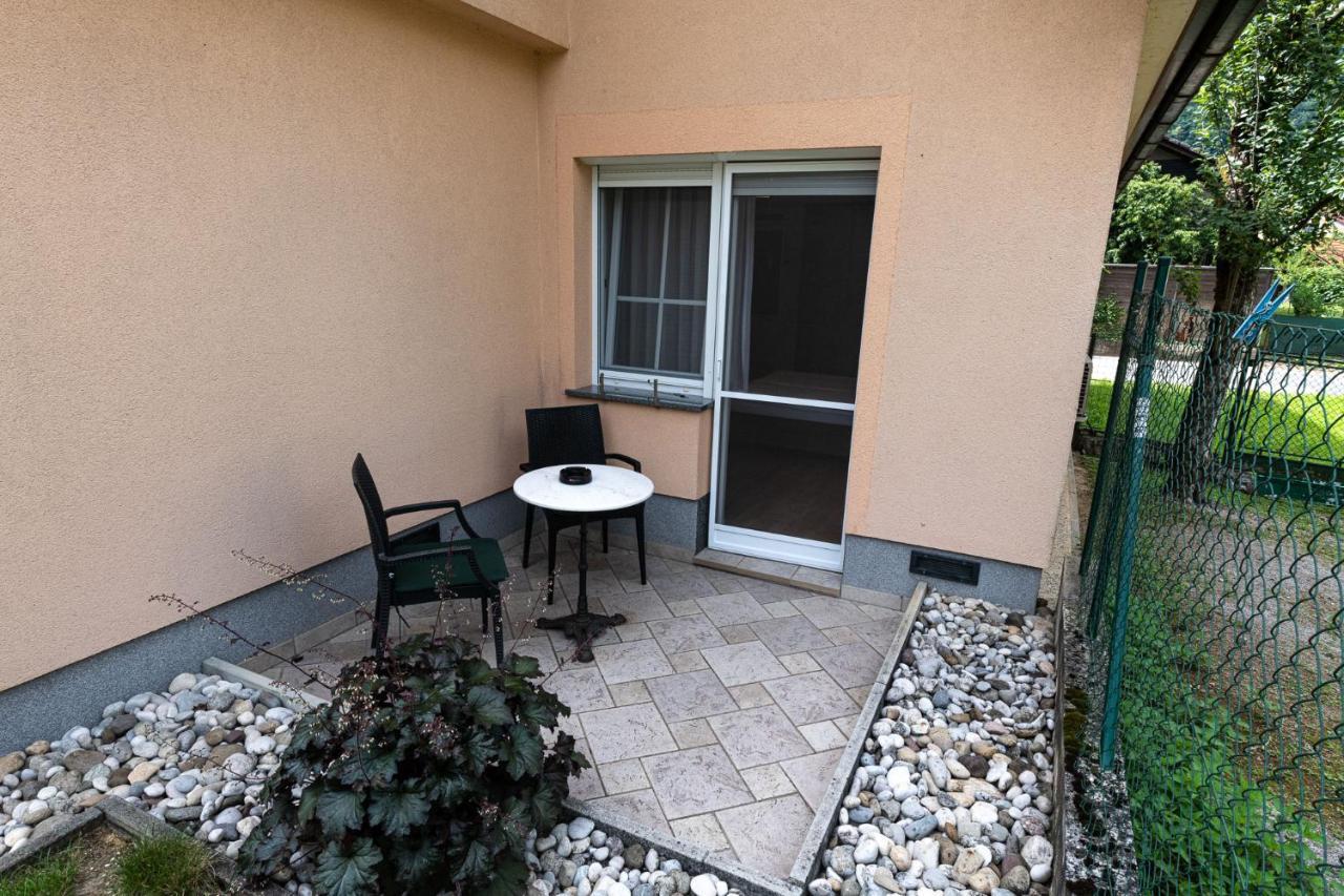 Apartmaji In Sobe Ramar Straza Exteriér fotografie