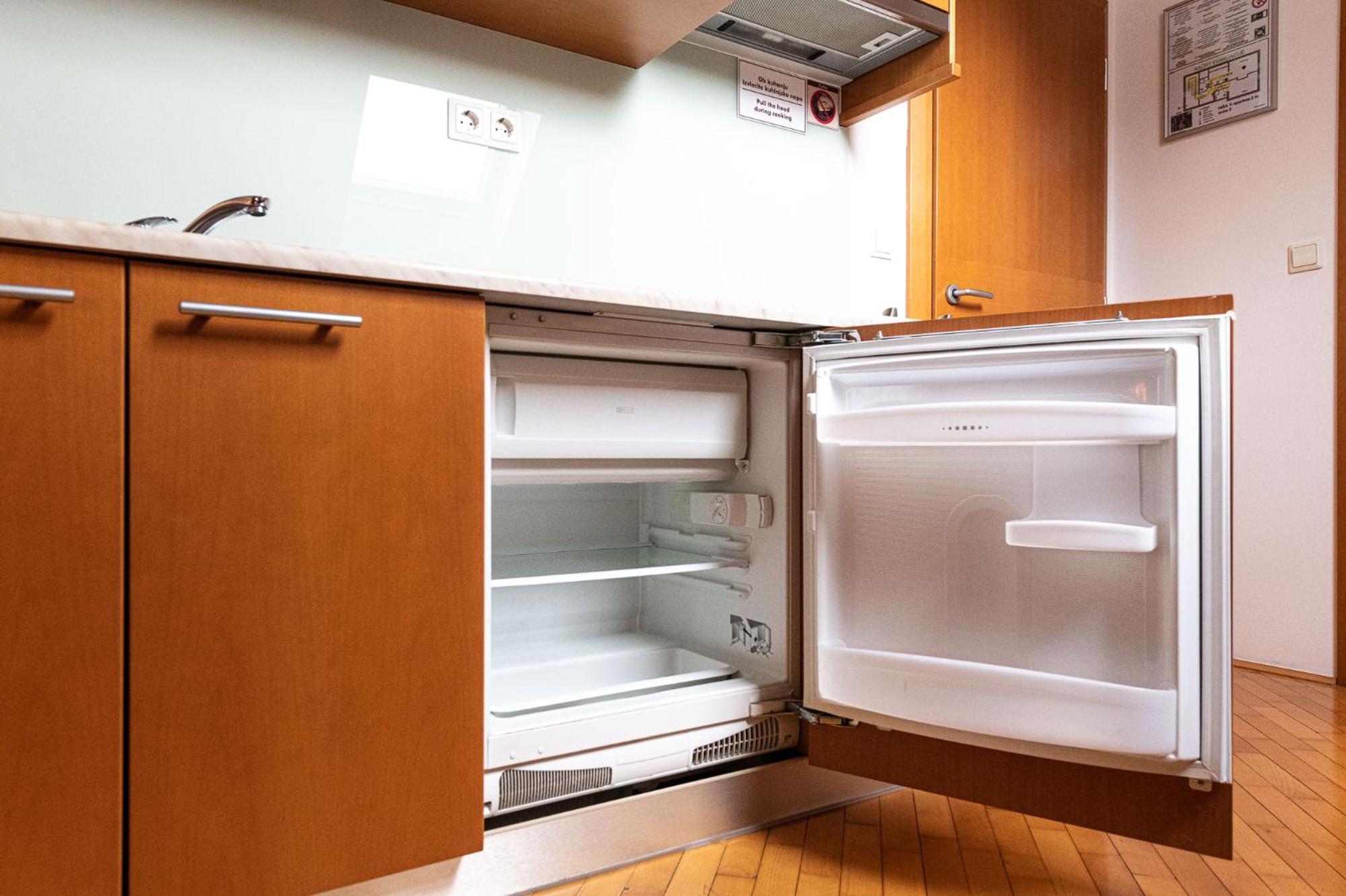 Apartmaji In Sobe Ramar Straza Exteriér fotografie